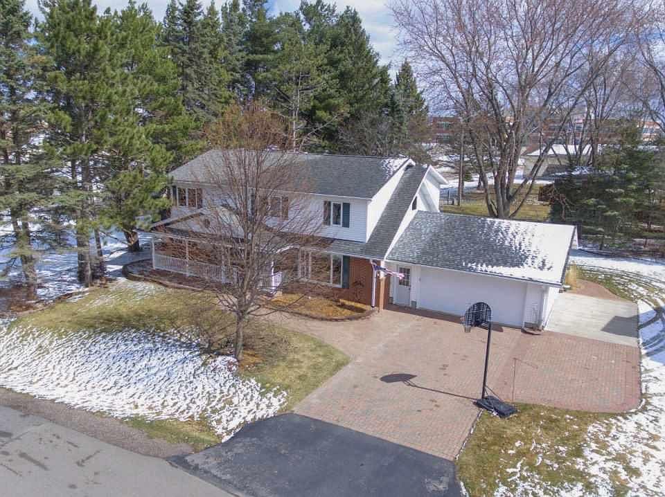 1st image of 1515 N Shawano Dr