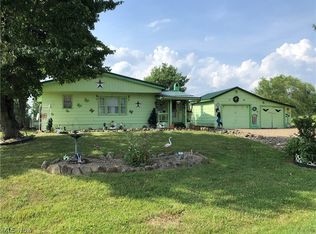 3615 Post Boy Rd, Newcomerstown, OH 43832