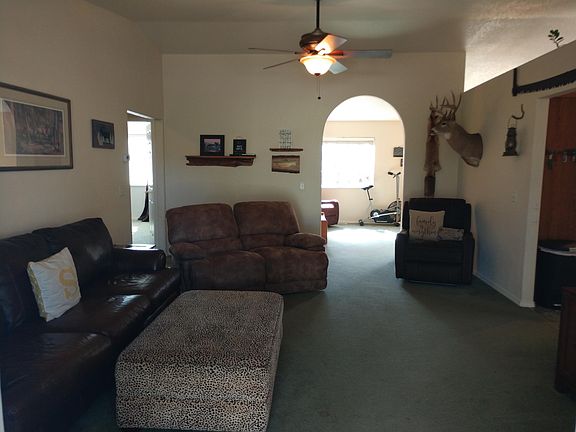 2nd image of 2691 Sheffield Dr