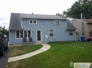 81 Washington Ave, Iselin, NJ 08830