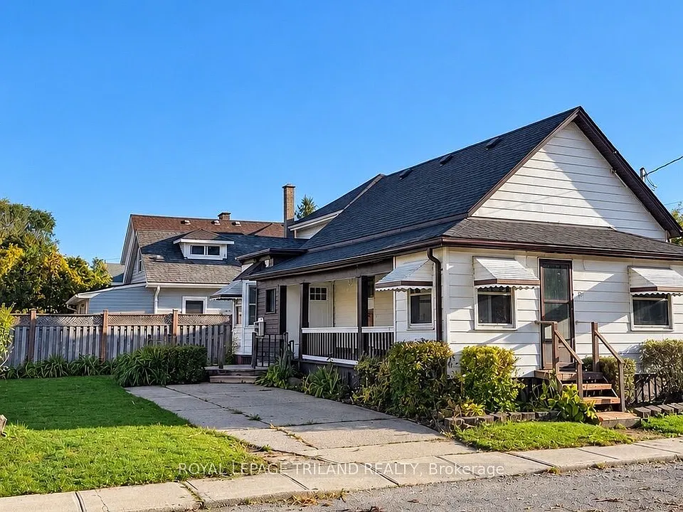 21 Owaissa St