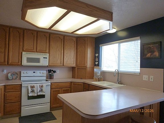 4th image of 430 N 300 W