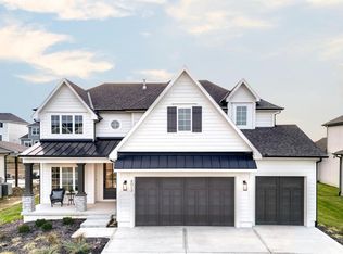 8012 Brockway St, Lenexa, KS 66220