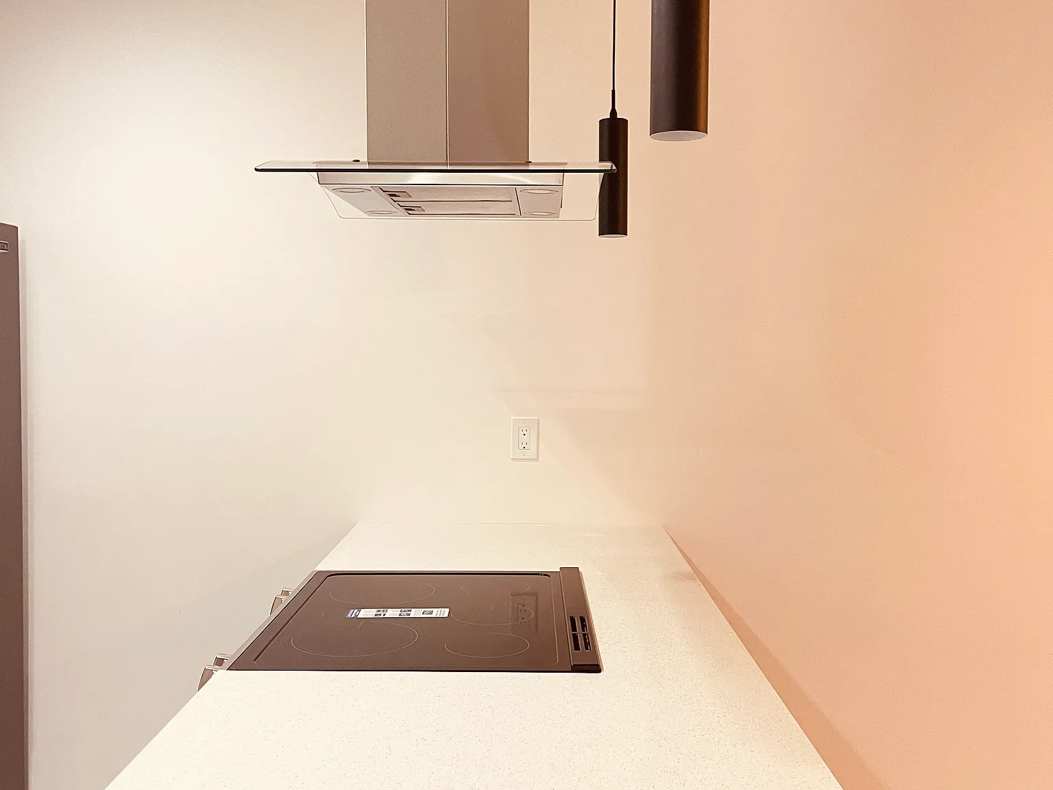 1 bed, 500 sqft, $2,250 — Photo 2