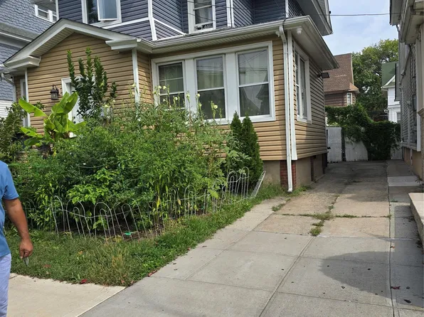 87-65 95th Street, Woodhaven, NY 11421