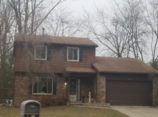 30201 Pierce Ave, Southfield, MI 48076