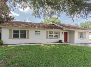 2146 Greenway Dr, Winter Haven, FL 33881