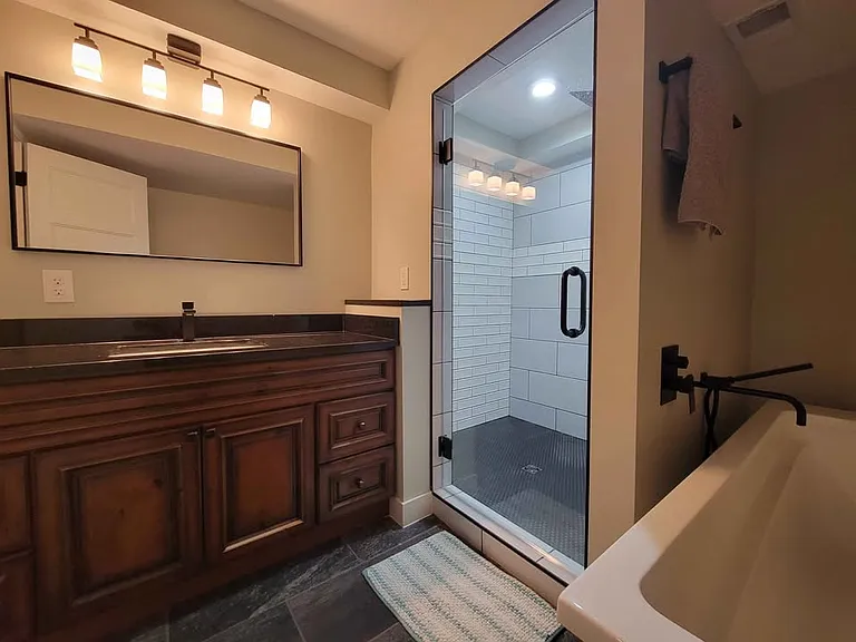 4370 Dakota St SE — Photo 6