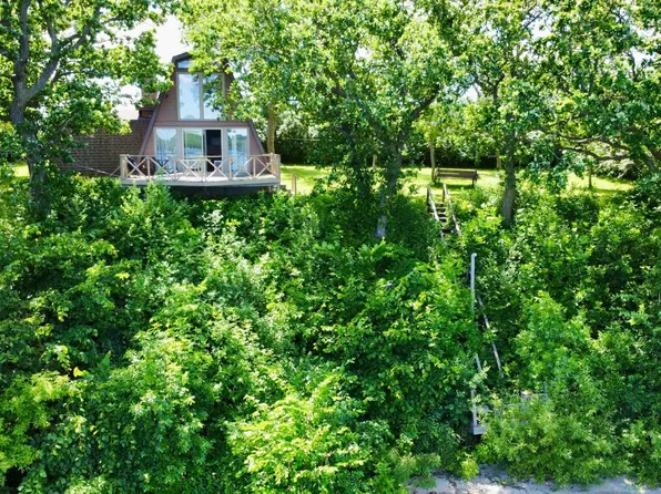 48108 Bay View Rd, Big Stone City, SD 57216