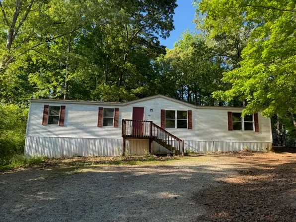 119 Oak Knoll Dr, Townville, SC 29689