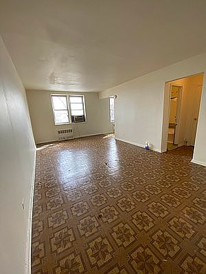 1st image of 75-18 Woodside Ave #4H