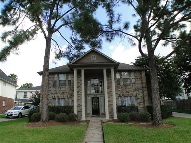 1st image of 22306 Wildwood Grove Dr
