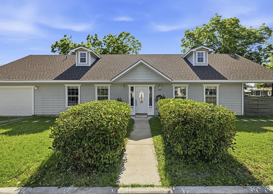 1st image of 507 Saint Geralda St