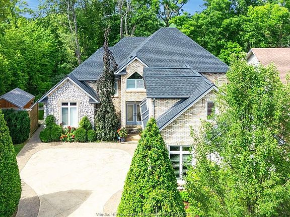 4th image of 210 Sandybrook Way