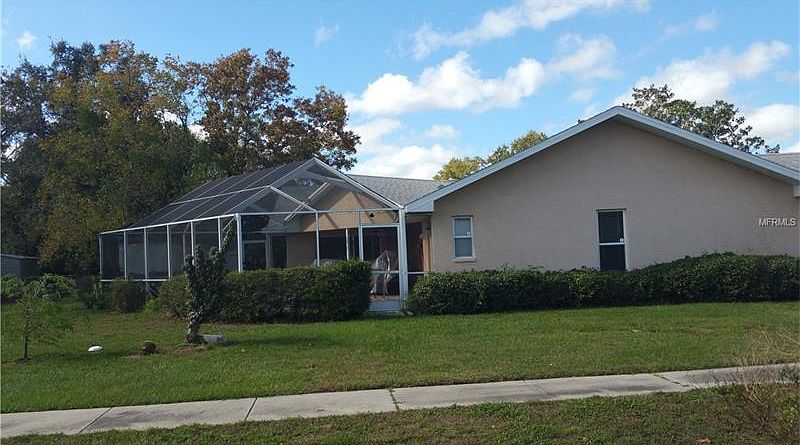 2nd image of 5310 Woodridge Ln