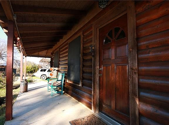 4th image of 3425 County Road 210