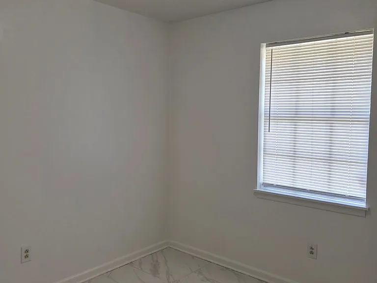 531 Ashmore Rd — Photo 22