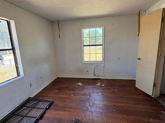 2nd image of 711 S Roberts St