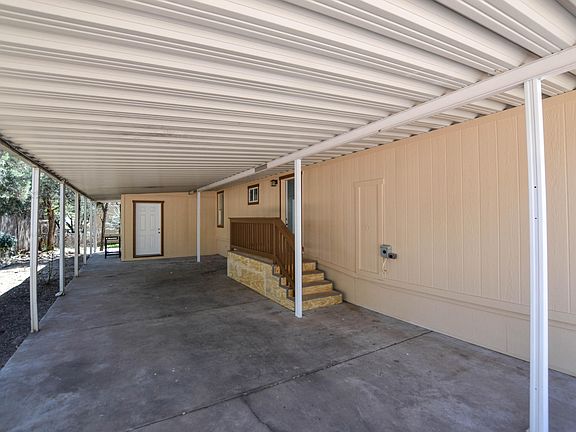 3rd image of 201 W Alpine Cir