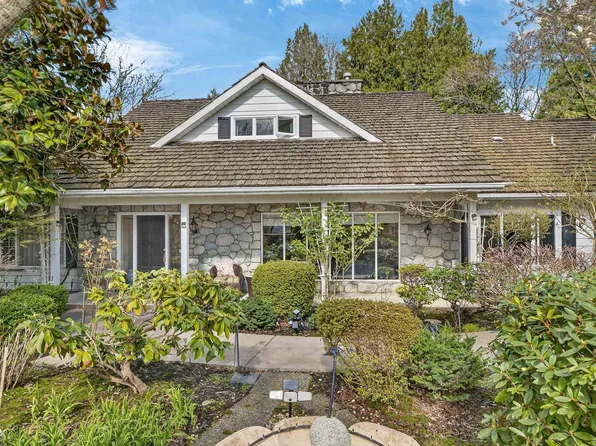 35093 Mount Blanchard Dr, Abbotsford, BC V2S 6T3