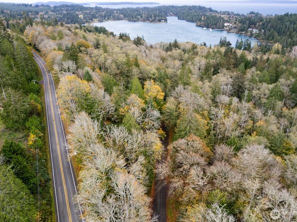 203 Verner Avenue, Port Ludlow, WA 98365