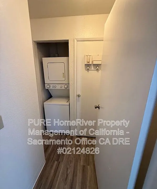 1621 Hood Rd #8