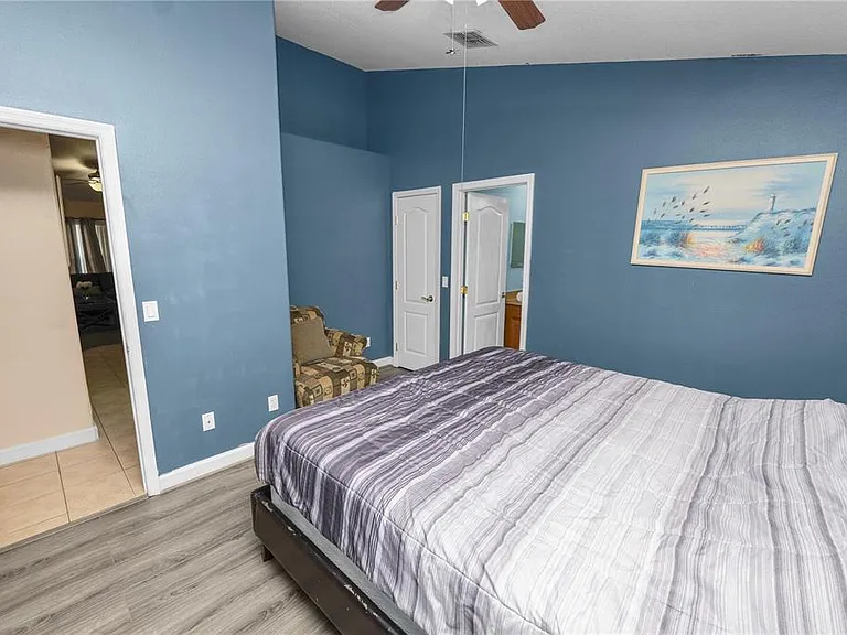 548 Old Bridge Cir — Photo 37