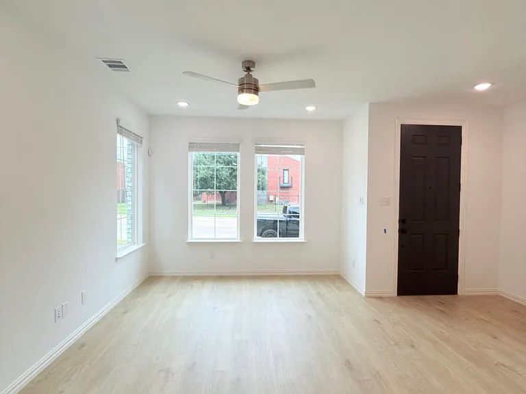 5328 Springlake Pkwy — Photo 11