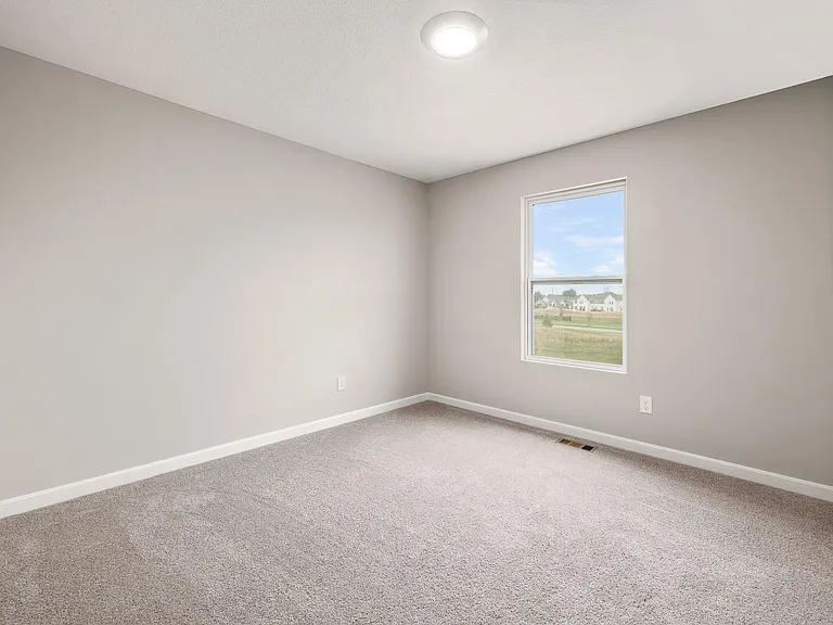 6823 Dulles Dr — Photo 35