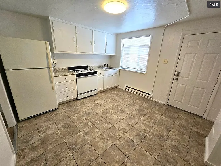 636 S Quitman — Photo 10