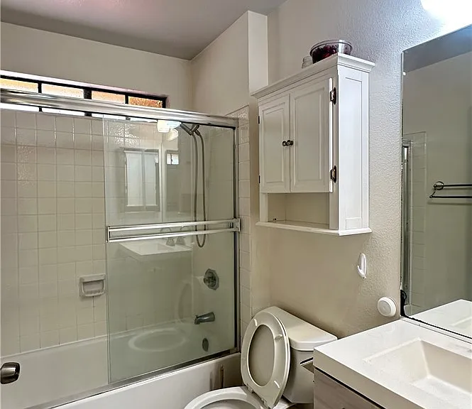 19178 Bel Air Dr — Photo 13