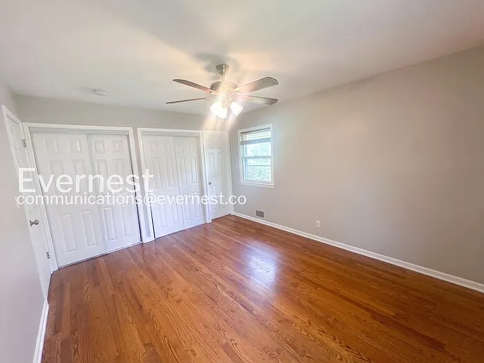6100 E 109th St — Photo 11