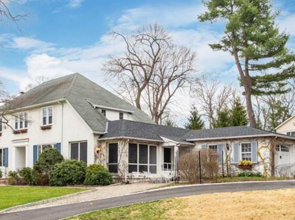 331 Parkside Rd