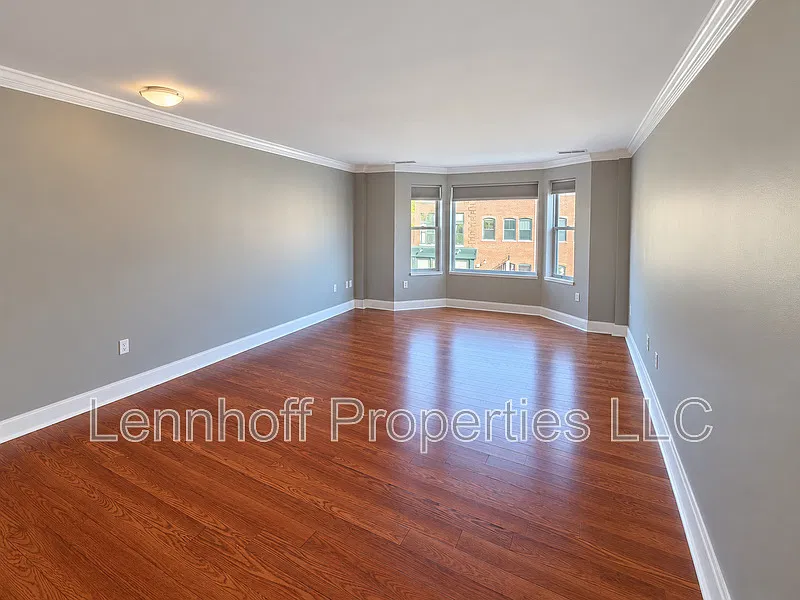 1 bed, 1.0 bath, 722 sqft, $2,500 — Photo 3