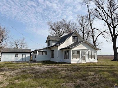 2910 21st St, Topeka, KS, 66617