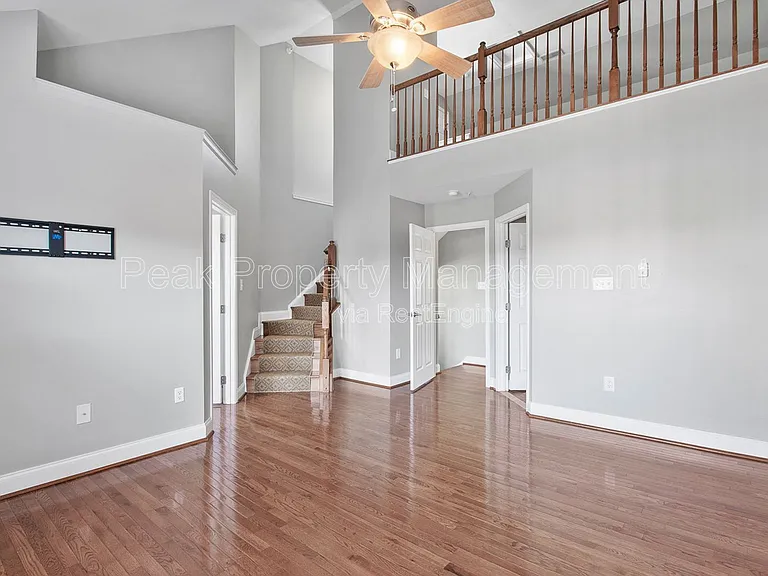 3823 Maher Mnr — Photo 24