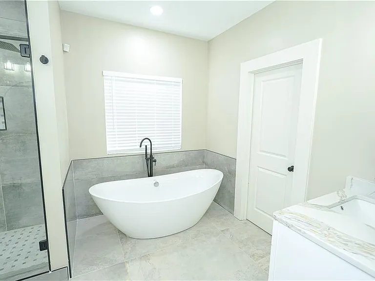 1452 Lockwood Dr SW — Photo 33