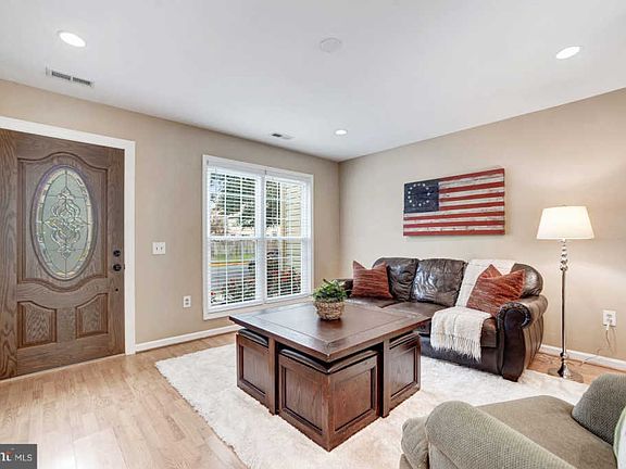 4th image of 6519 Old Carriage Way