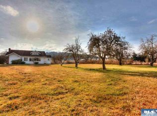 282 W Sequim Bay Rd, Sequim, WA 98382