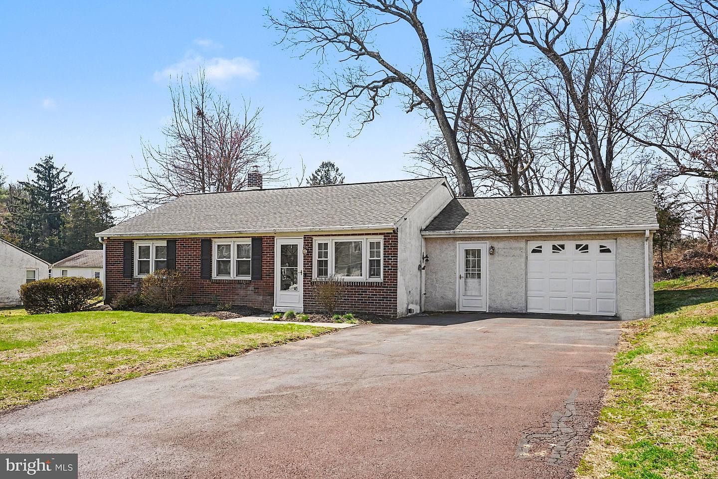 13 Perkiomen Ave, Schwenksville, PA 19473 | Zillow