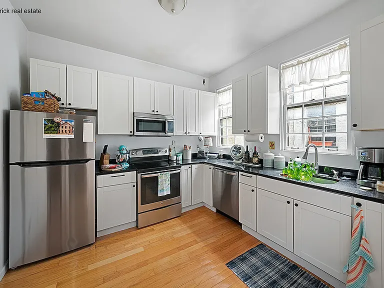 93 Atlantic Ave #4R — Photo 1