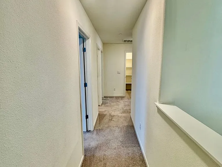 1809 Columbia Dr — Photo 16