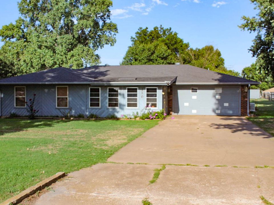 1st image of 110 Sara Dr