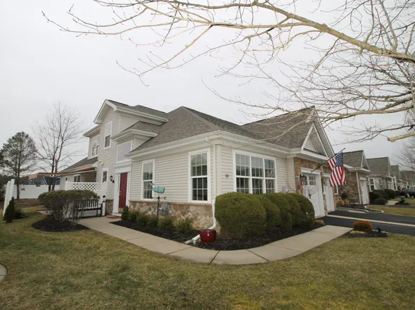 68 Delray Ln, Absecon, NJ 08201