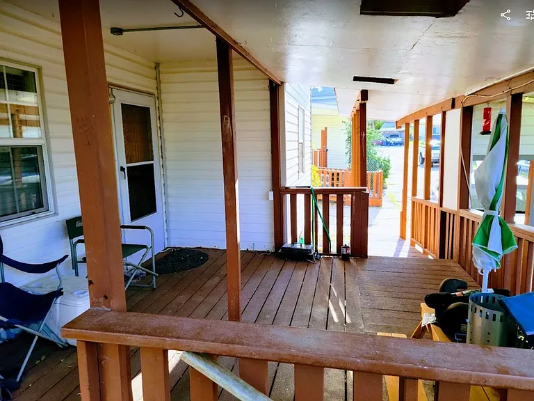 646 South Coleman Street — Photo 7