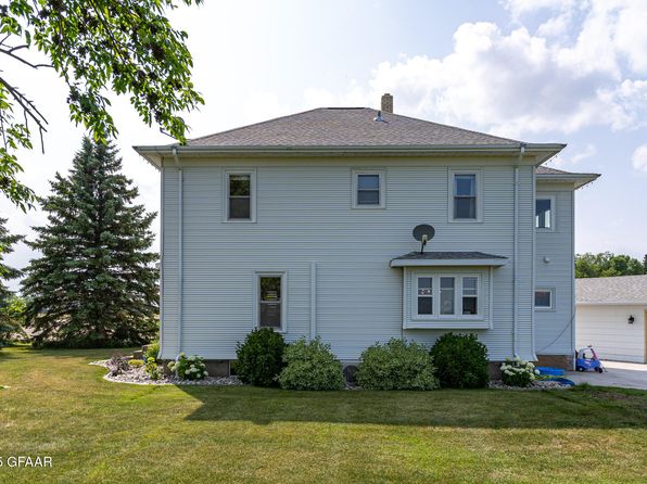 Xx Farmhouse To Be Moved, Minto, ND 58261