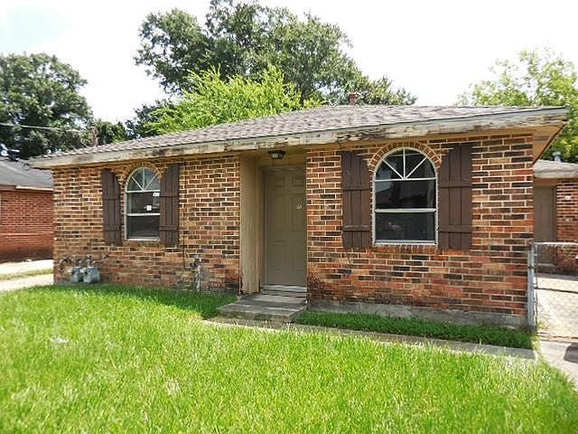 1st image of 2620 Panama St #22