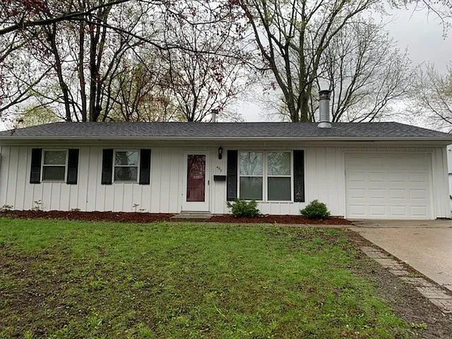 407 S Glenn Dr photo 1