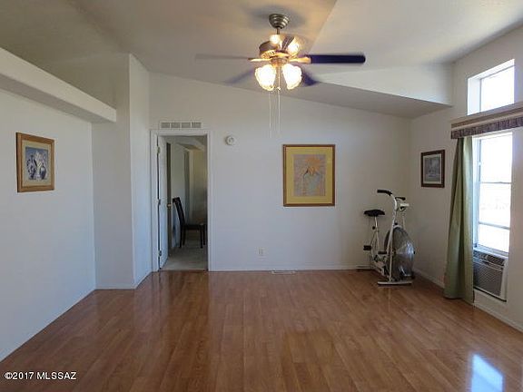 2nd image of 1818 S Heytze Ln