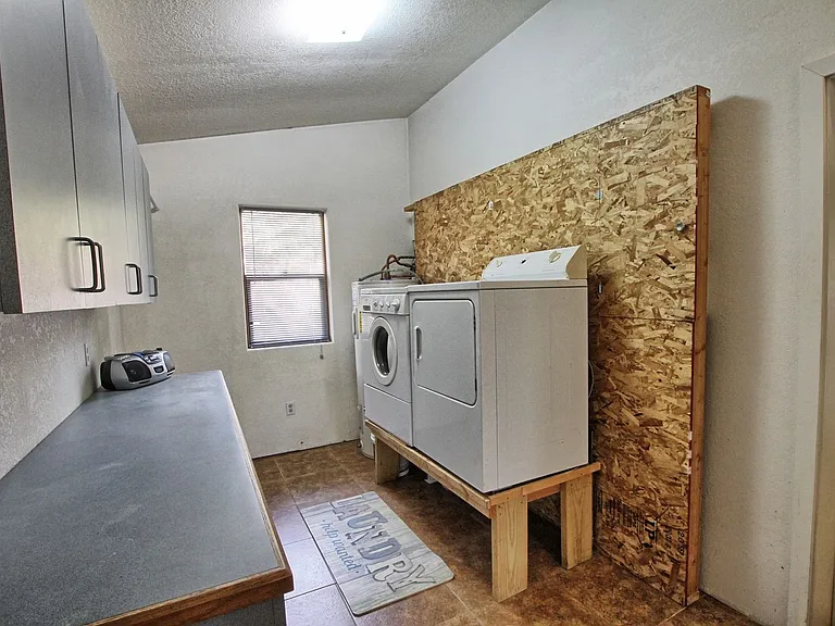 2583 S Highway 67 — Photo 11